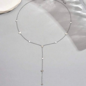 Colar Feminino em formato de Y com Corações Delicados