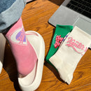 4 pares de meias com estampa de letras e coração, meias de cano médio de rua confortáveis e fofas, meias e meias femininas